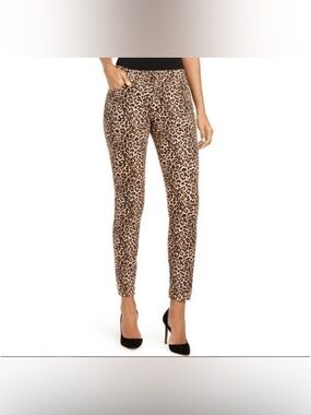 NWT $80 INC Mid Rise Skinny Leopard Print Jeans